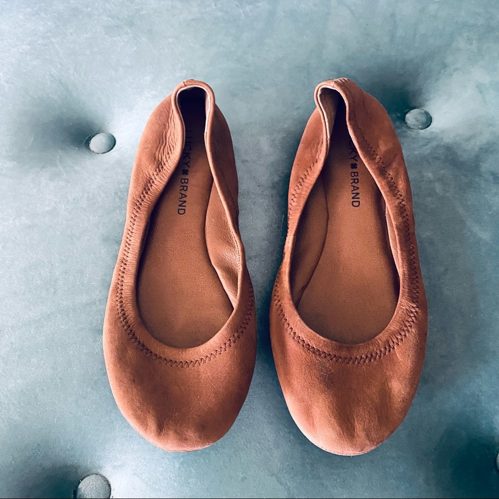 Lucky Brand tan camel slip on flats